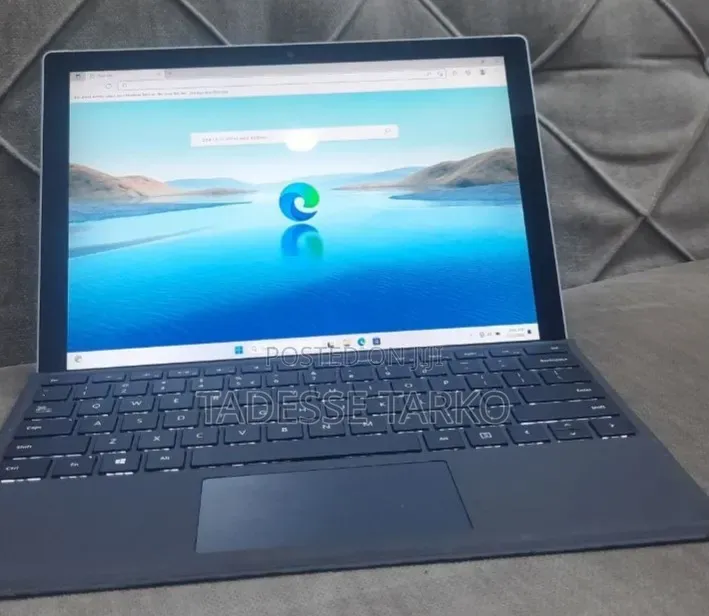 New Laptop Microsoft Surface Pro 7+ 16GB Intel Core i7 SSD 512GB