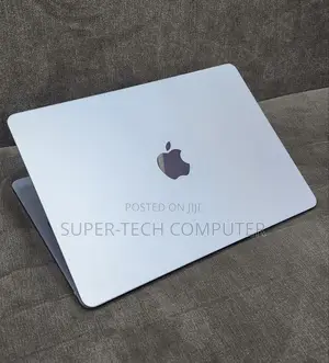 New Laptop Apple MacBook Air 2025 M4 16GB Apple M4 SSD 256GB