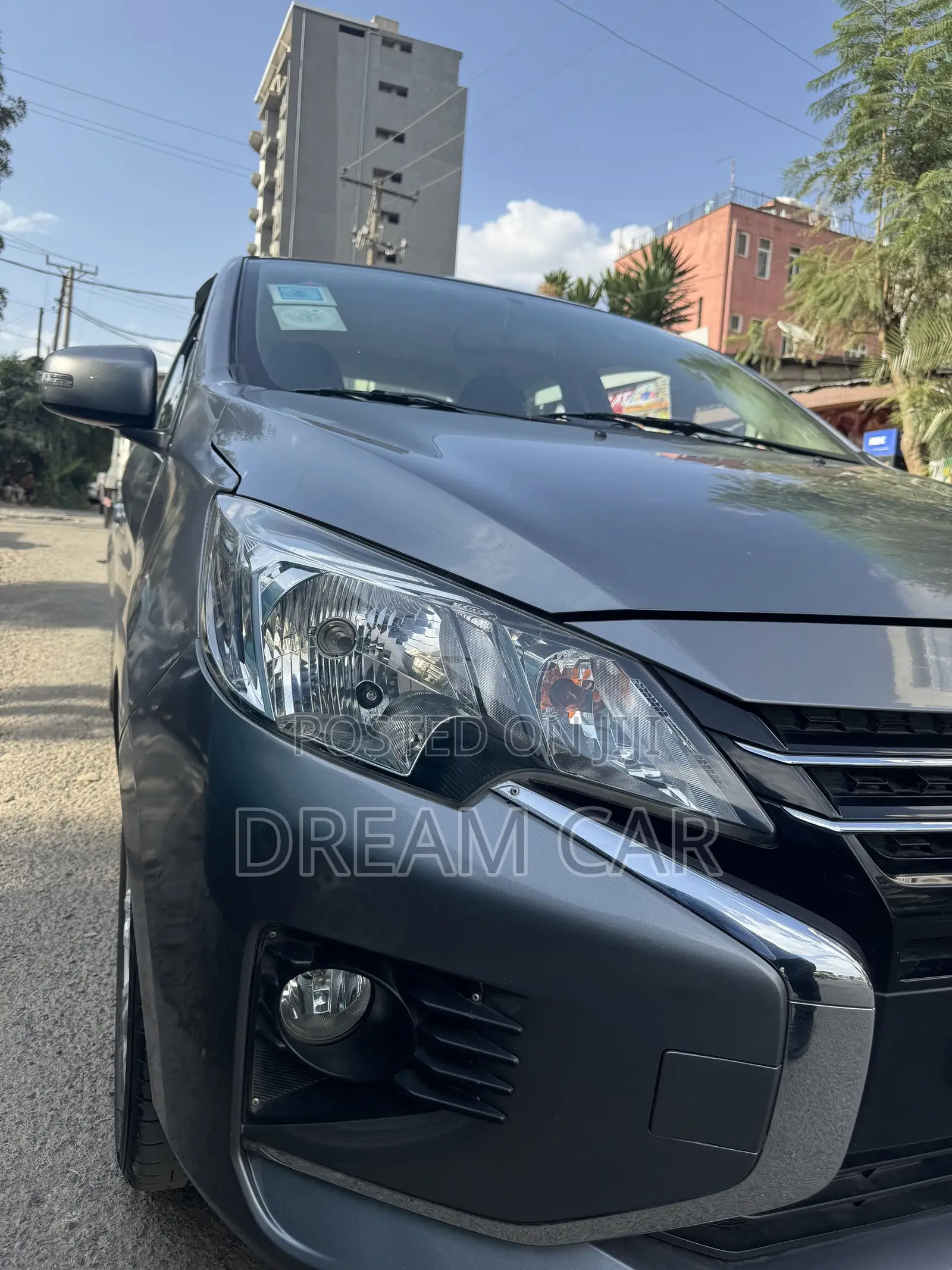 Mitsubishi Attrage 2021 Silver