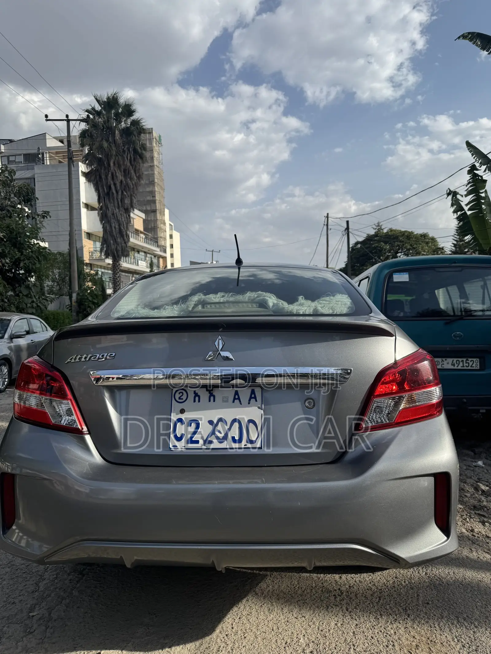 Mitsubishi Attrage 2021 Silver