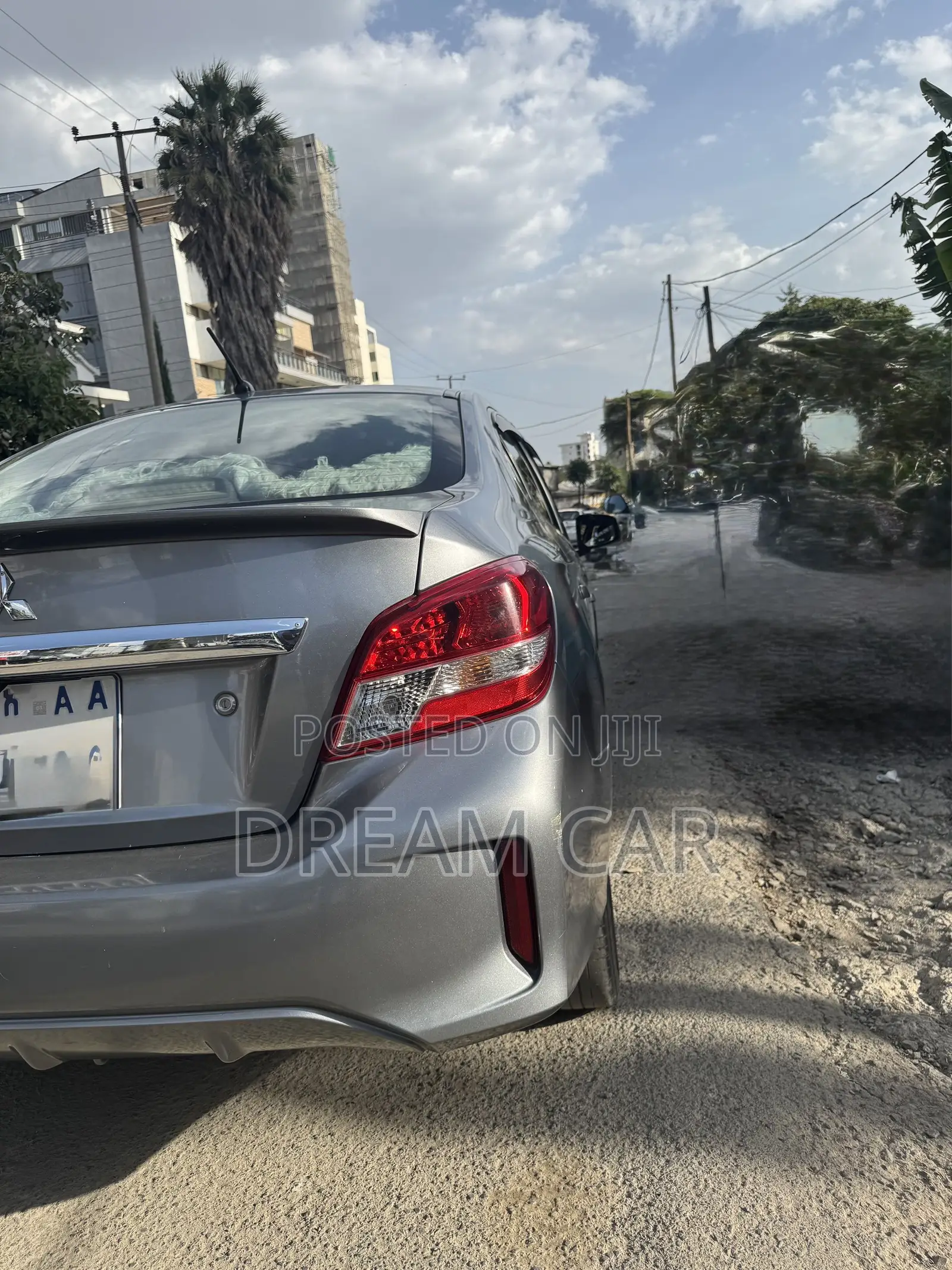 Mitsubishi Attrage 2021 Silver
