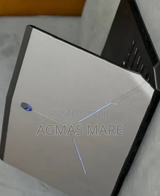 New Laptop Dell Allenware M15 R5 16GB Intel Core i7 HDD 500GB
