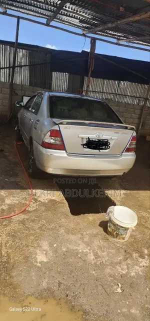 Toyota Corolla 2004 Silver
