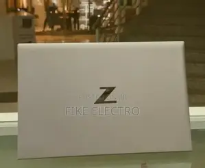 New Laptop HP ZBook Firefly 14 G7 16GB Intel Core i7 SSD 512GB