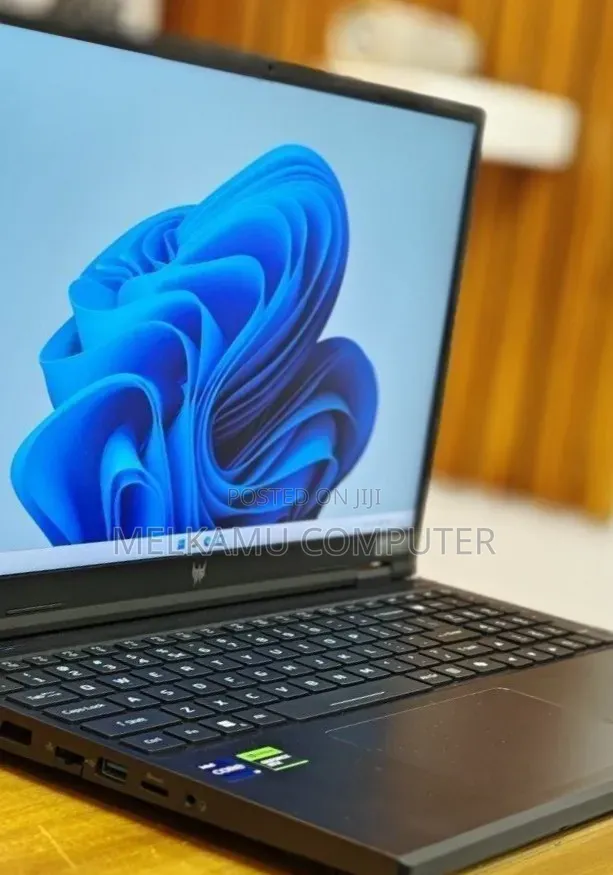 New Laptop Acer Predator Helios Neo 16 16GB Intel Core i9 SSD 1T