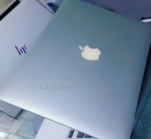 New Laptop Apple MacBook 2014 8GB Intel Core i5 SSD 256GB