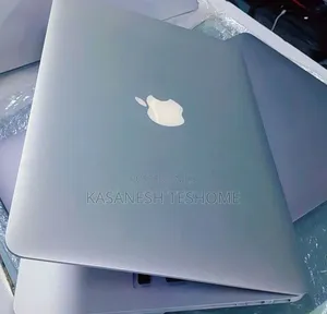 New Laptop Apple MacBook 2014 8GB Intel Core i5 SSD 256GB