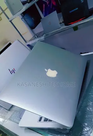 New Laptop Apple MacBook 2014 8GB Intel Core i5 SSD 256GB