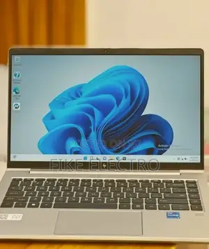New Laptop HP EliteBook 840 G10 16GB Intel Core i7 SSD 1T