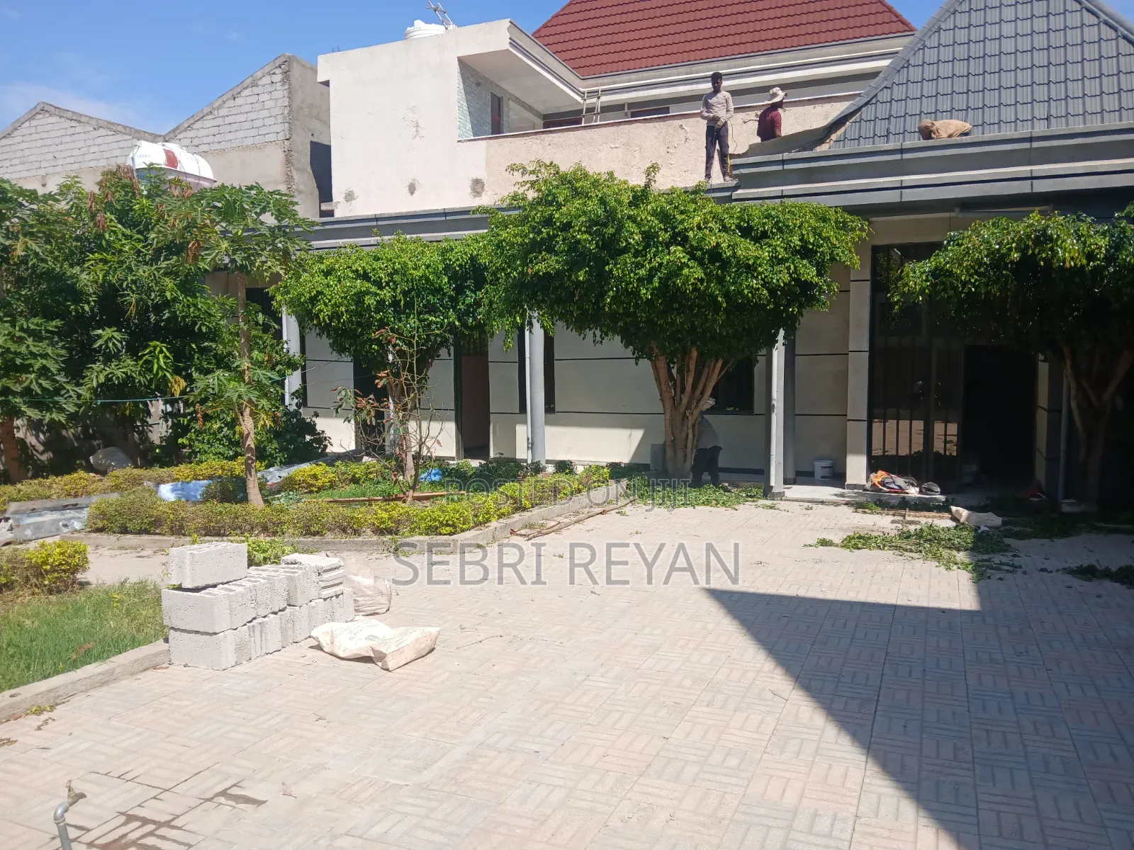 1bdrm House in Ali Bira Street, East Shewa for sale