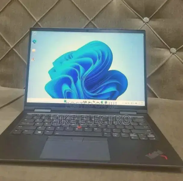 New Laptop Lenovo ThinkPad X1 Yoga 16GB Intel Core i7 SSD 512GB