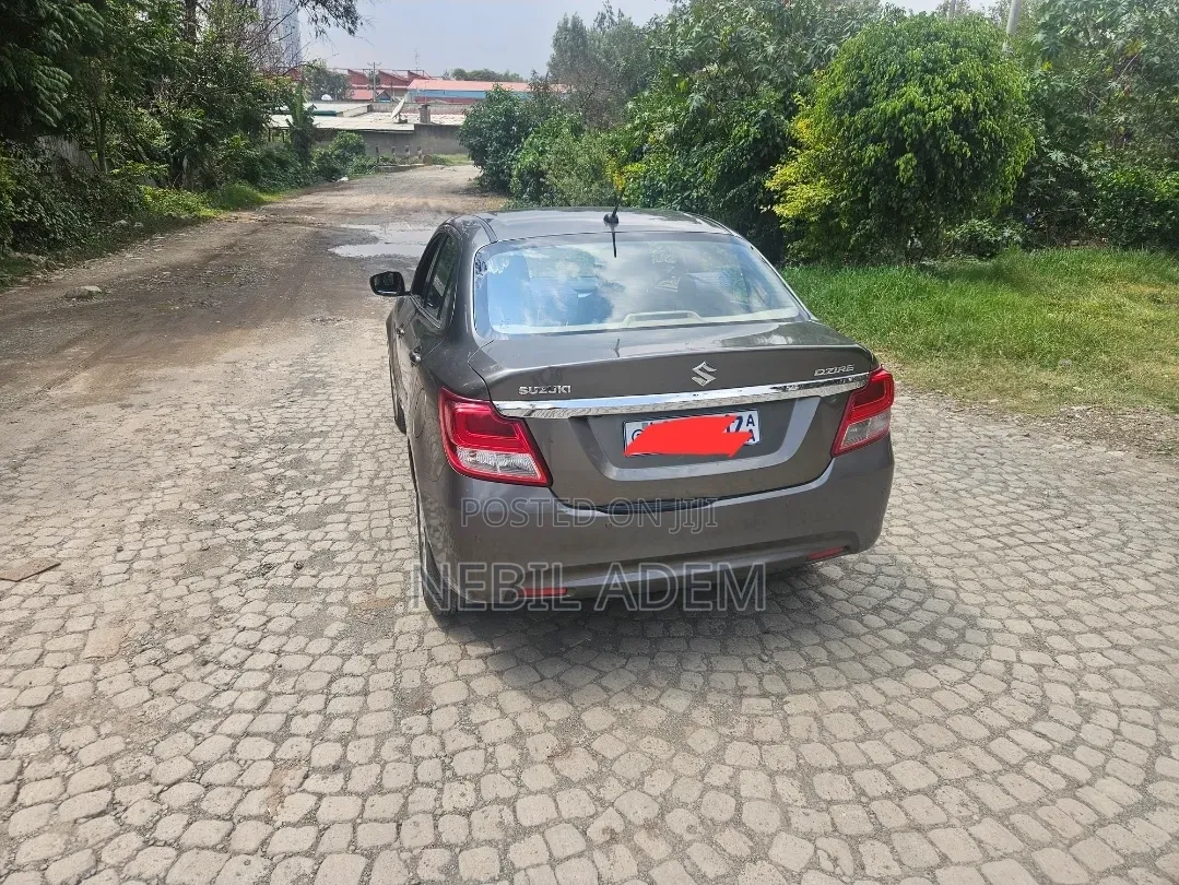 Suzuki Dzire 2022 Gray