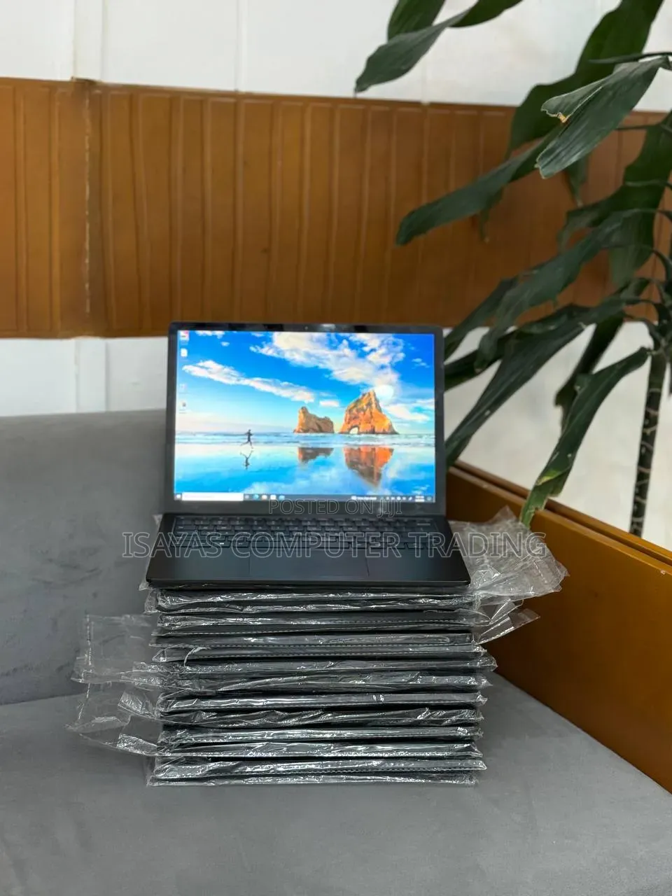 New Laptop Microsoft Surface Laptop 4 16GB Intel Core i7 SSD 512GB
