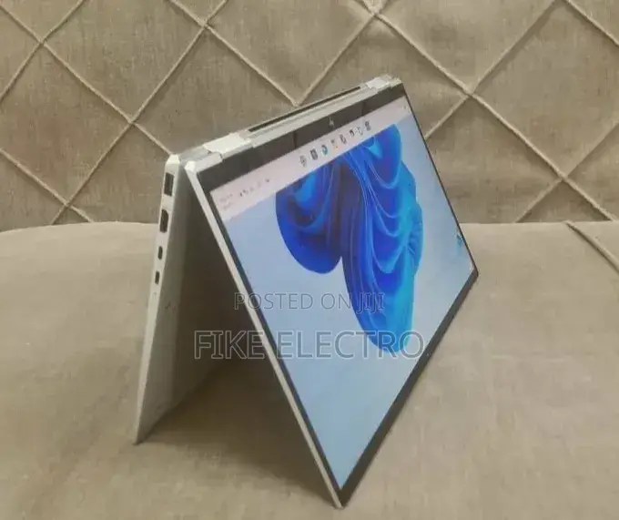New Laptop HP EliteBook x360 1040 G7 16GB Intel Core i7 SSD 512GB
