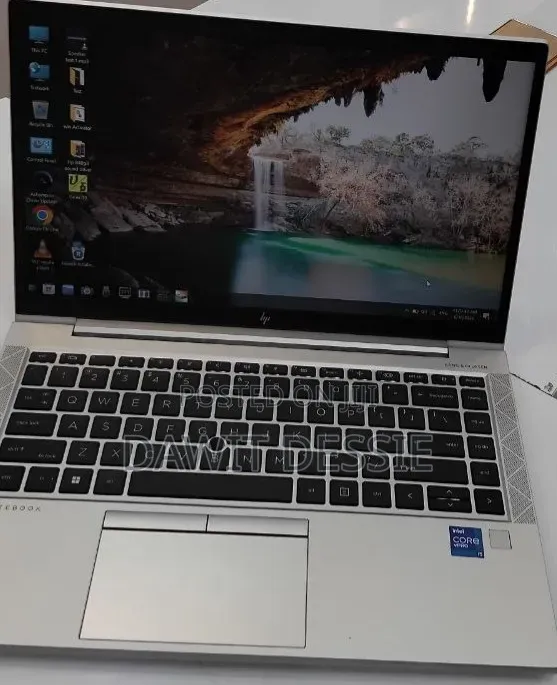 New Laptop HP EliteBook 840 G8 16GB Intel Core i5 SSD 512GB