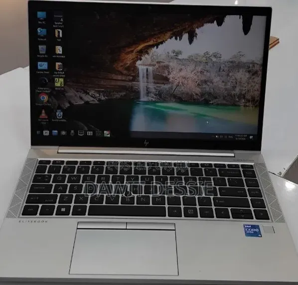 New Laptop HP EliteBook 840 G8 16GB Intel Core i5 SSD 512GB