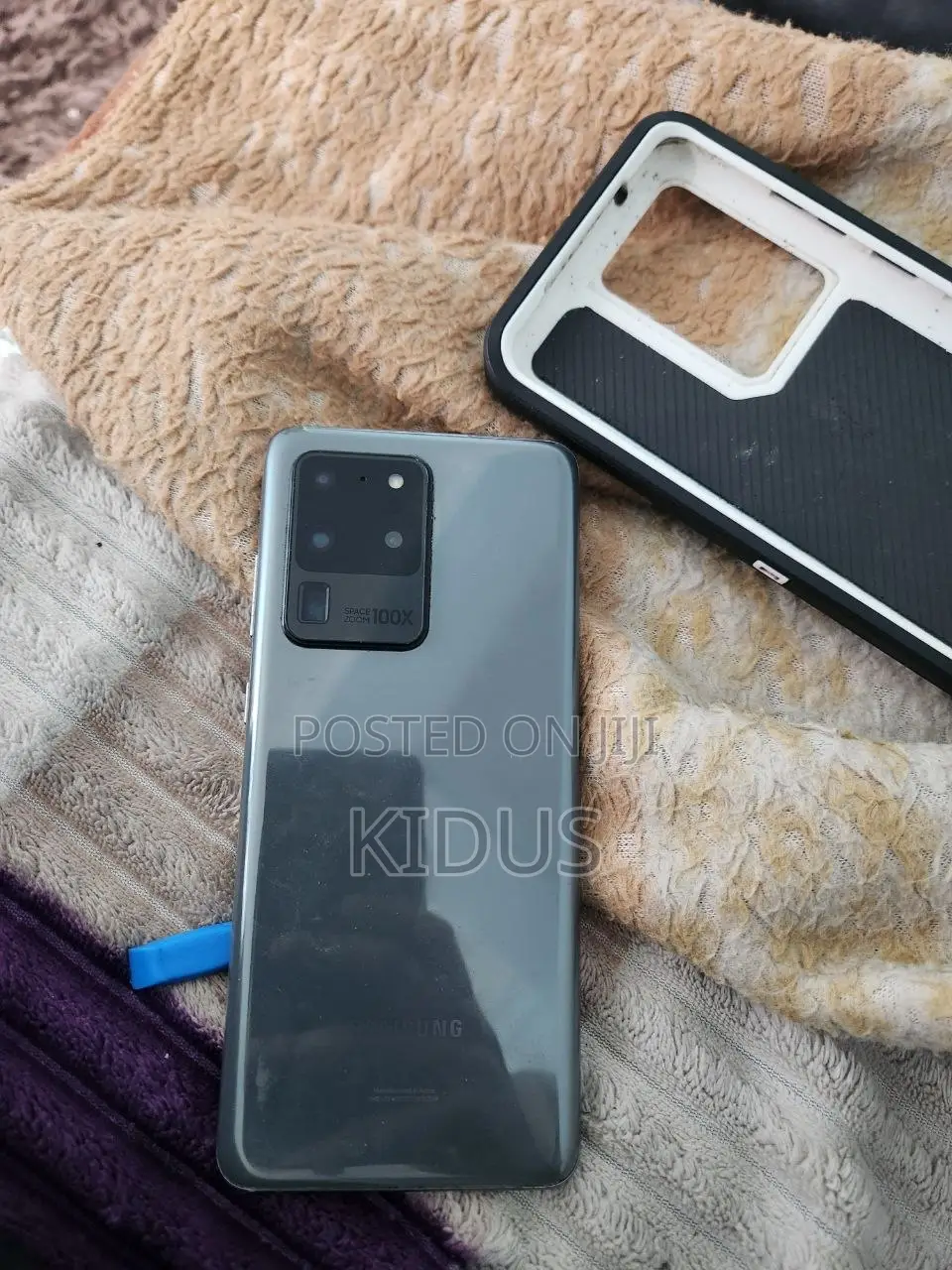 New Samsung Galaxy S20 Ultra 5G 128 GB Gray