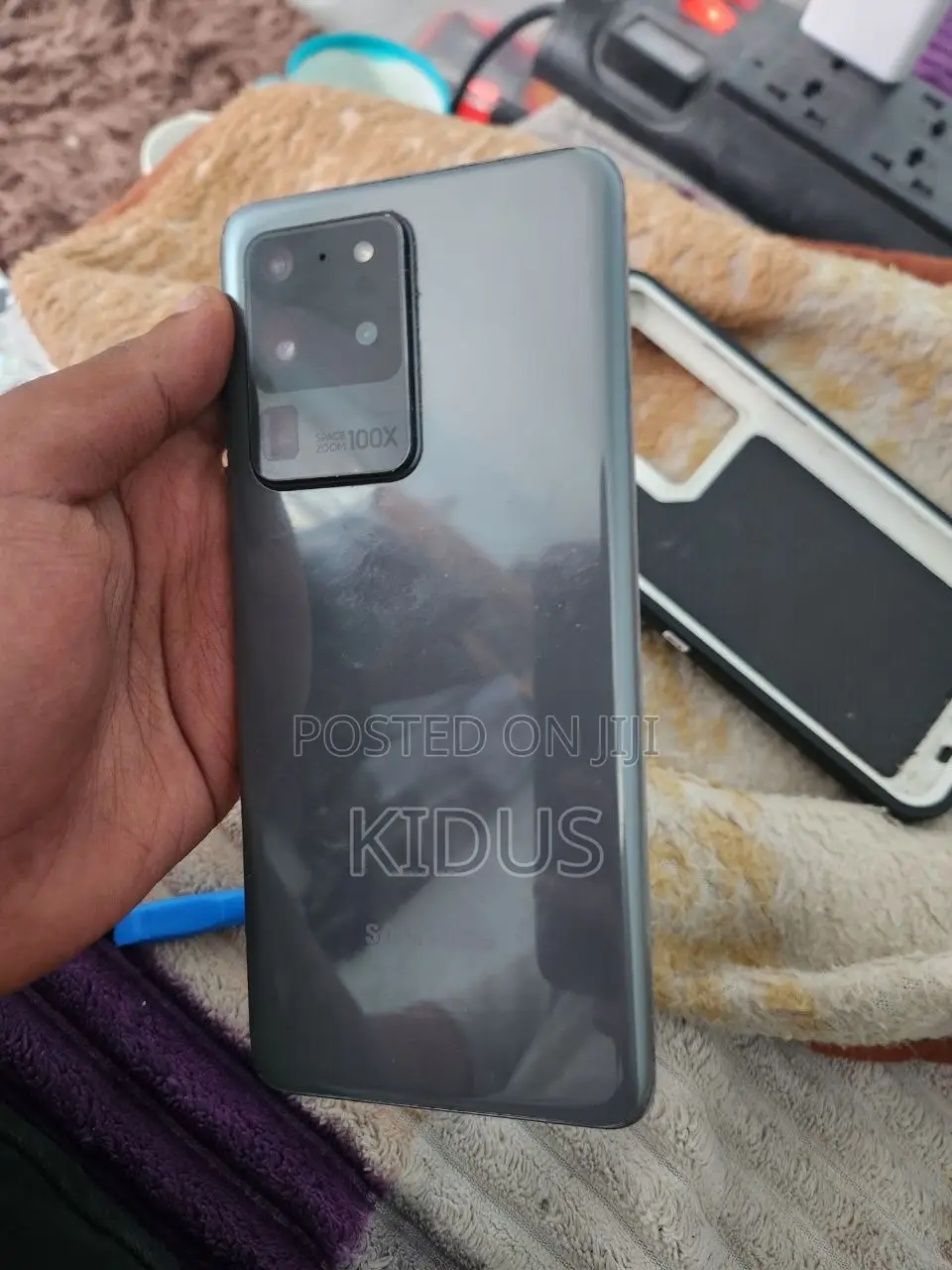 New Samsung Galaxy S20 Ultra 5G 128 GB Gray