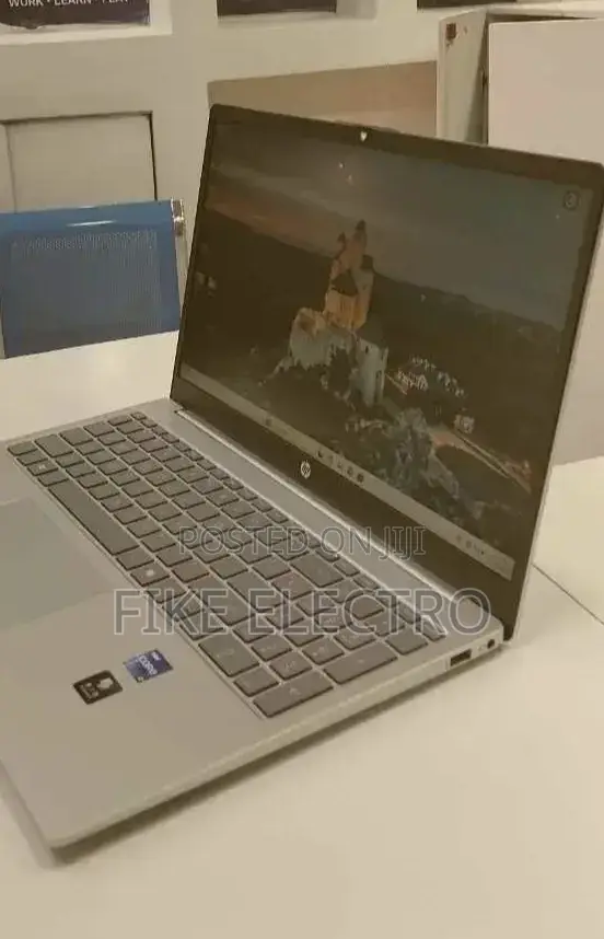 New Laptop HP Stream Notebook 16GB Intel Core i7 SSD 1T