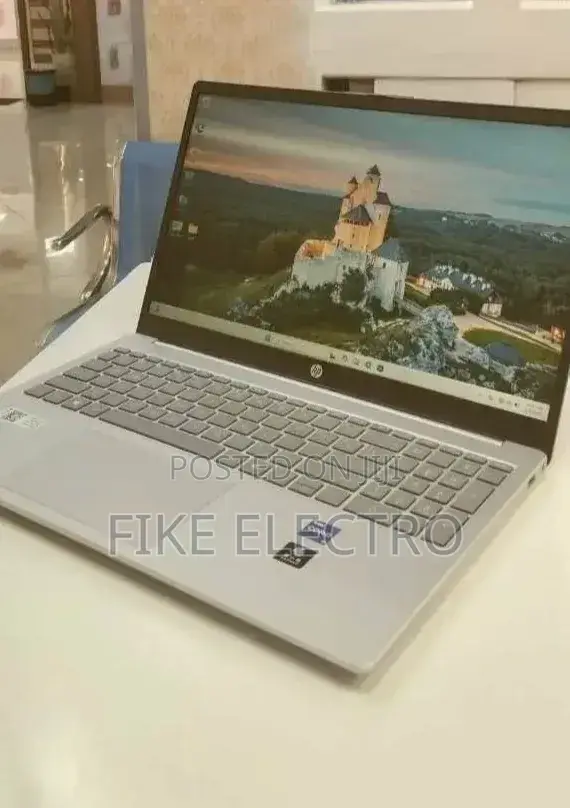 New Laptop HP Stream Notebook 16GB Intel Core i7 SSD 1T