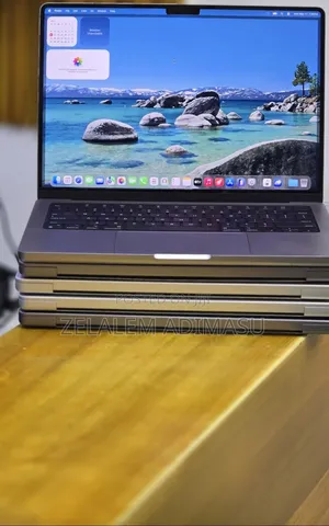 New Laptop Apple MacBook Pro 2020 M1 16GB Apple M1 SSD 512GB