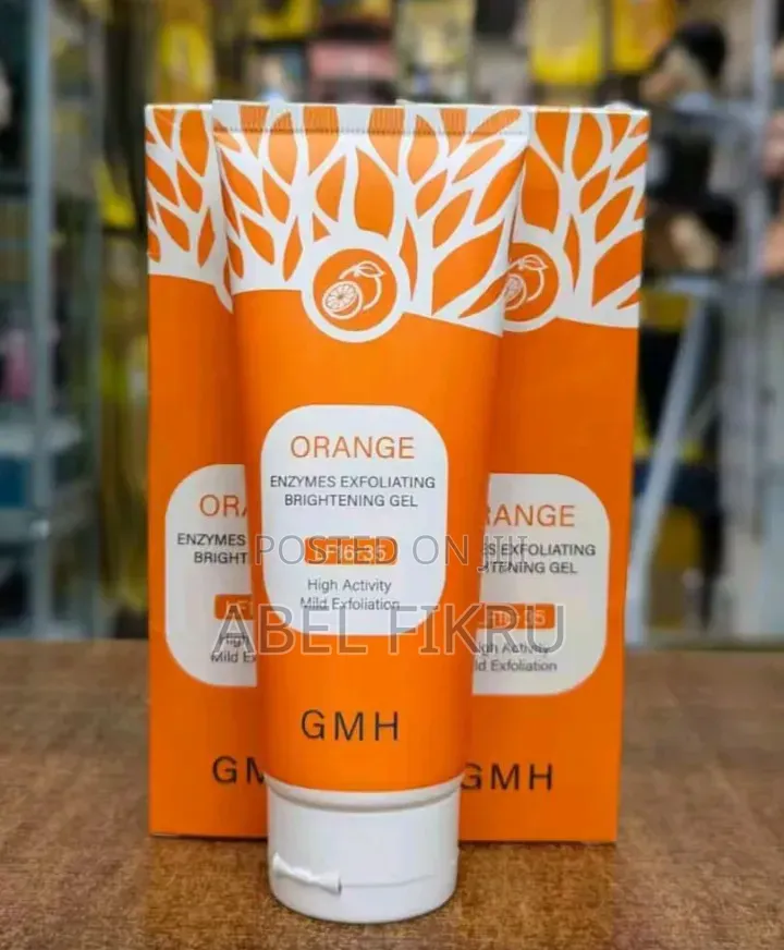 Orange Brighting Gal
