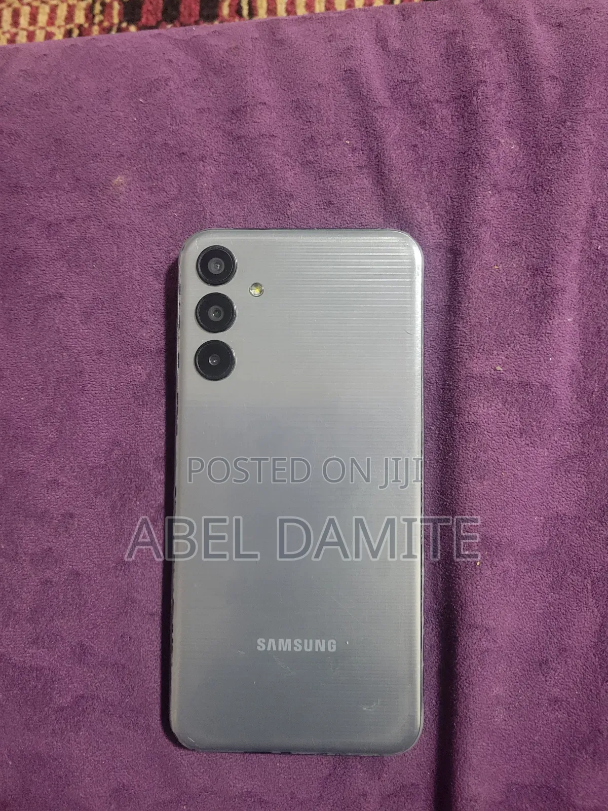 Samsung Galaxy M15 128 GB Gold