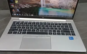 New Laptop HP EliteBook 840 G8 16GB Intel Core i5 SSD 512GB