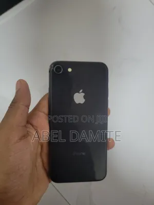 Apple iPhone 8 64 GB Black