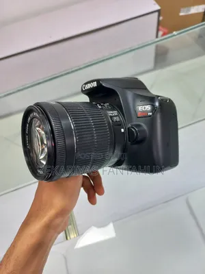 Canon T6 1300d