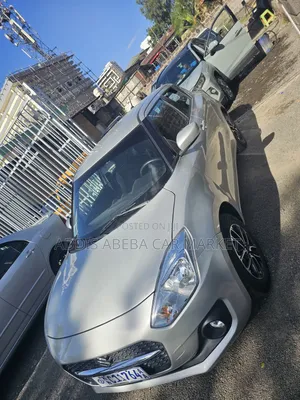 Suzuki Swift 2022 Silver