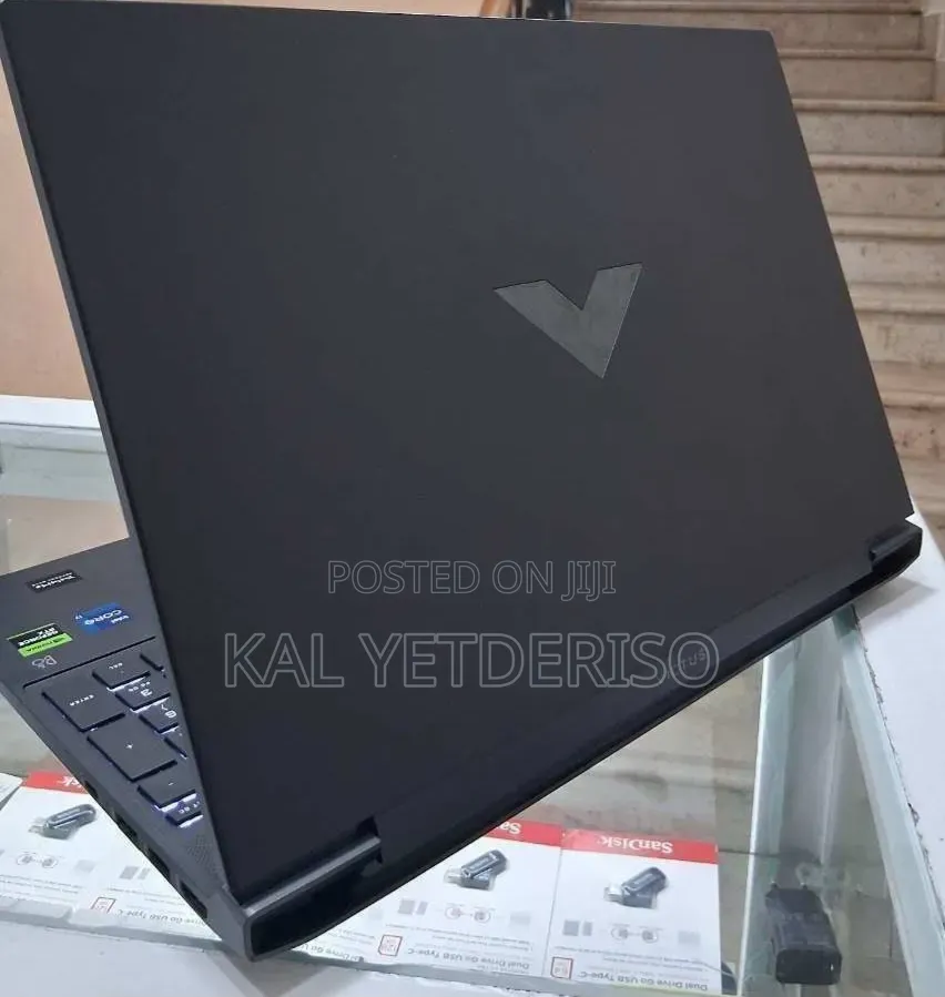 New Laptop HP Victus 15 16GB Intel Core i7 SSD 1T
