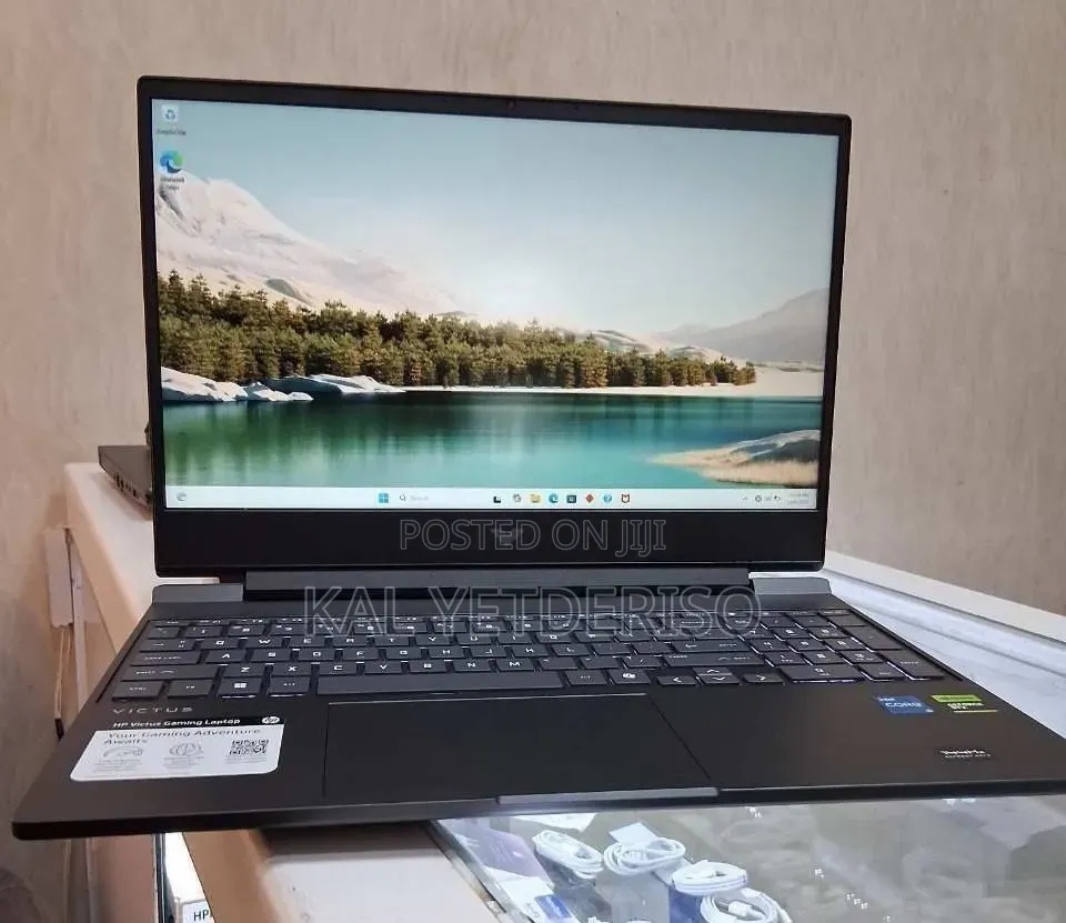 New Laptop HP Victus 15 16GB Intel Core i7 SSD 1T