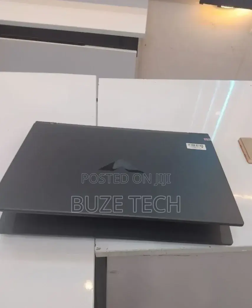 New Laptop HP Victus 15 16GB Intel Core i7 SSD 1T