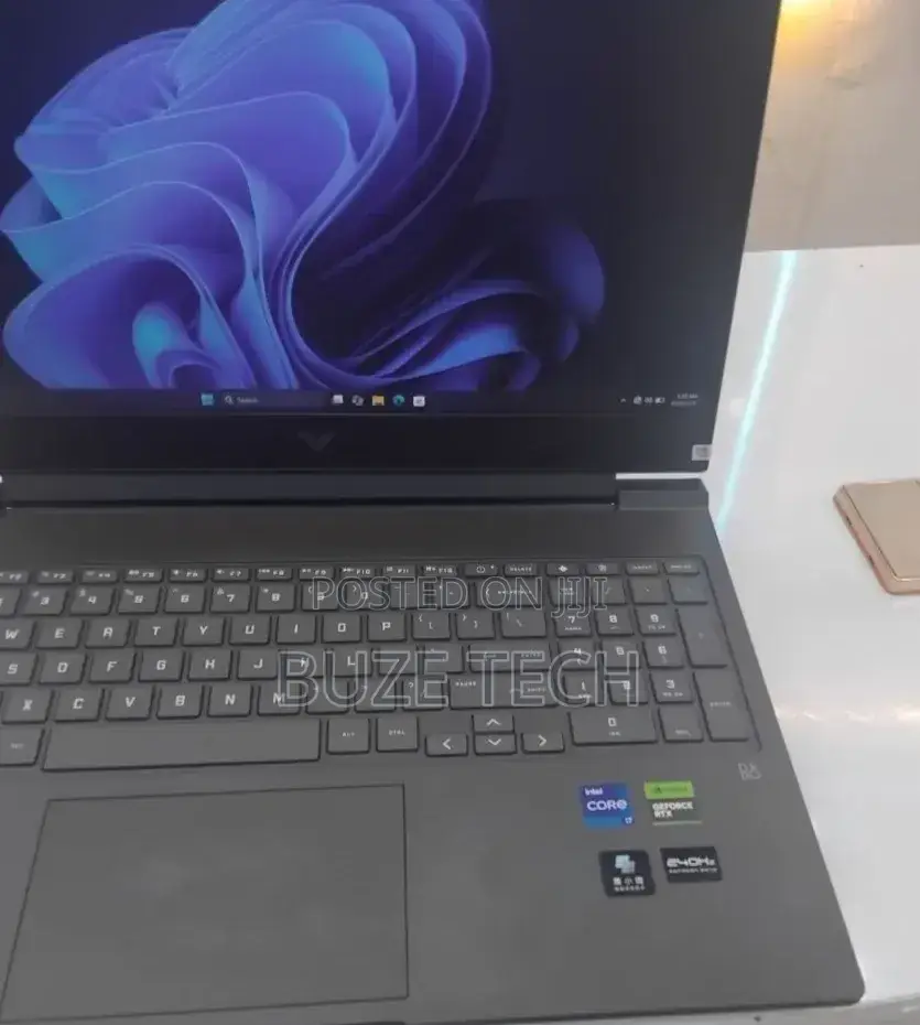 New Laptop HP Victus 15 16GB Intel Core i7 SSD 1T