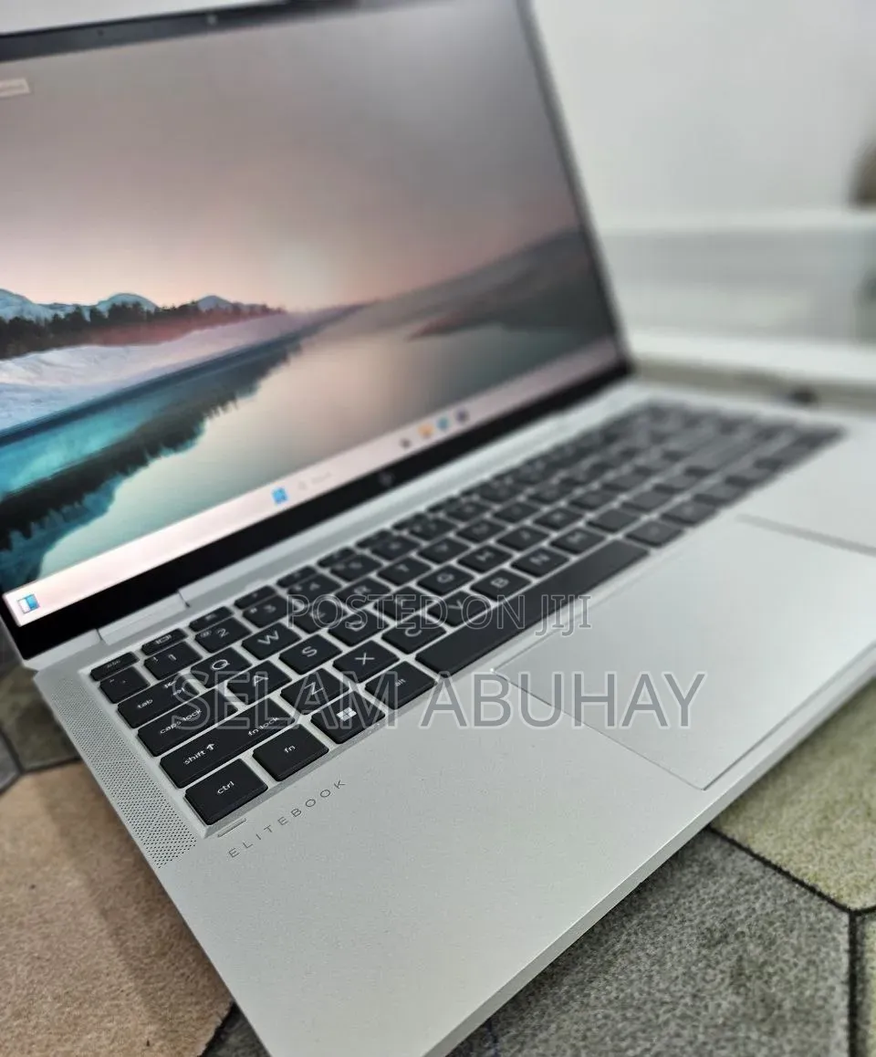 New Laptop HP EliteBook 840 G8 32GB Intel Core i7 SSD 512GB