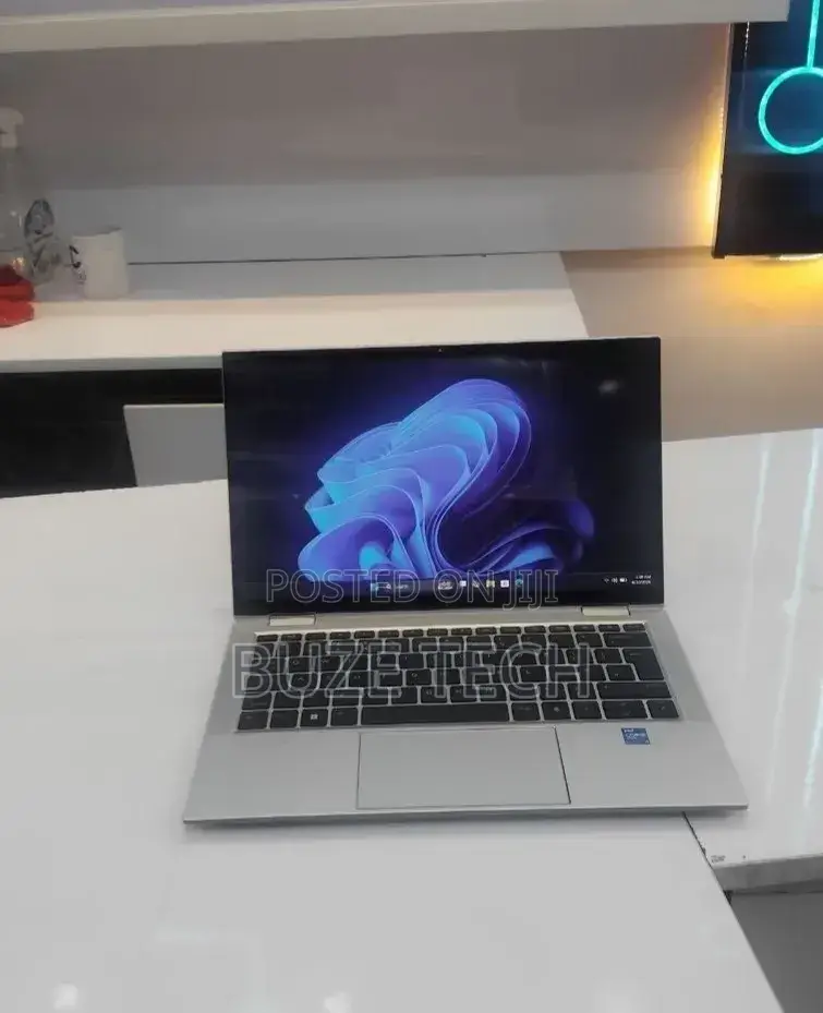 New Laptop HP EliteBook x360 1030 G8 16GB Intel Core i5 SSD 512GB