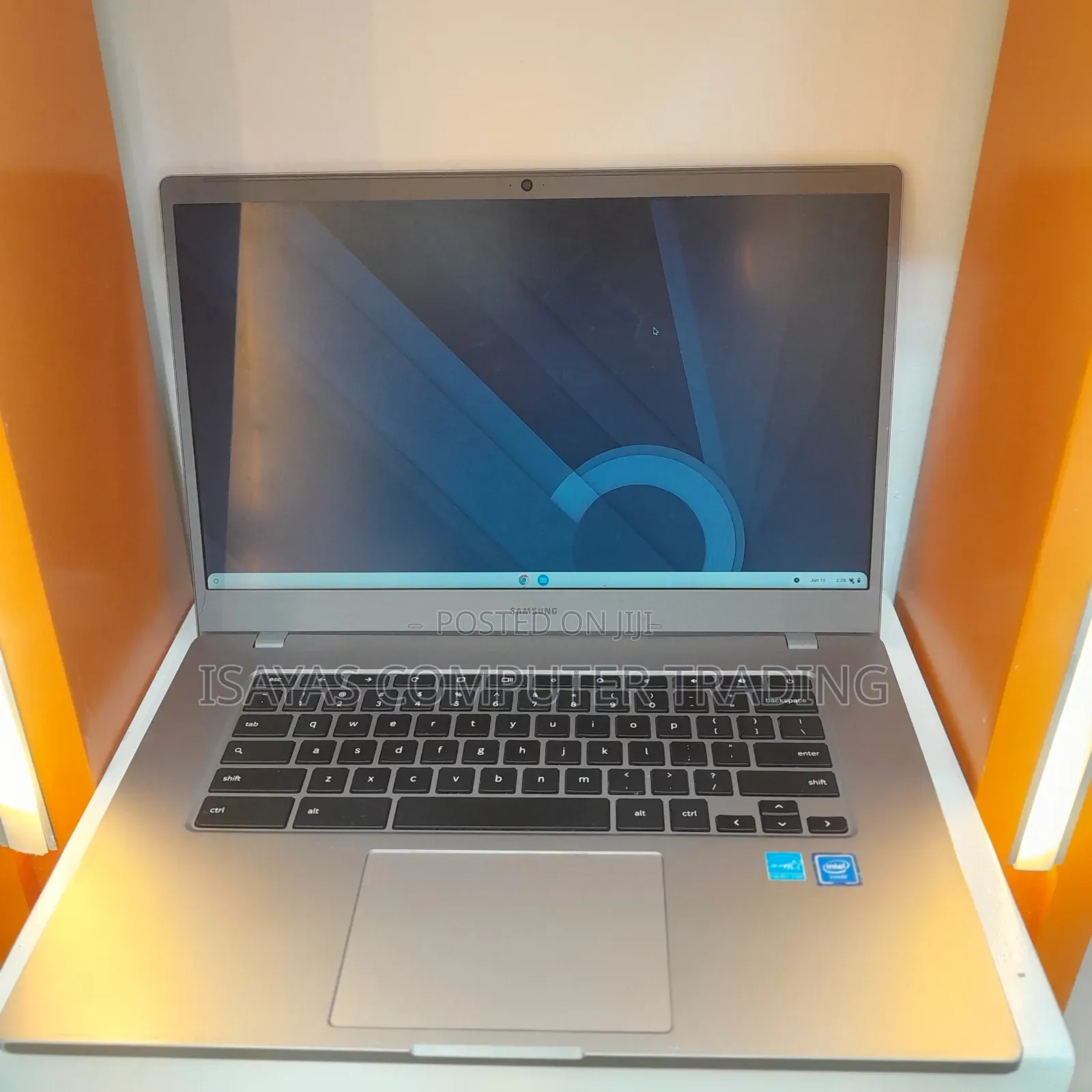 New Laptop Samsung Chromebook 3 11 4GB Intel SSD 32GB