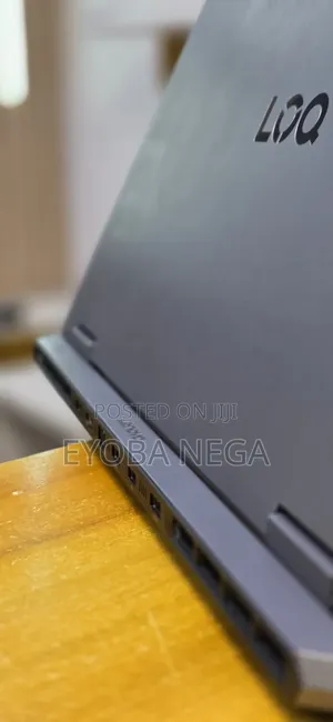 New Laptop Lenovo LOQ 15IRH8 16GB Intel Core i5 SSD 1T