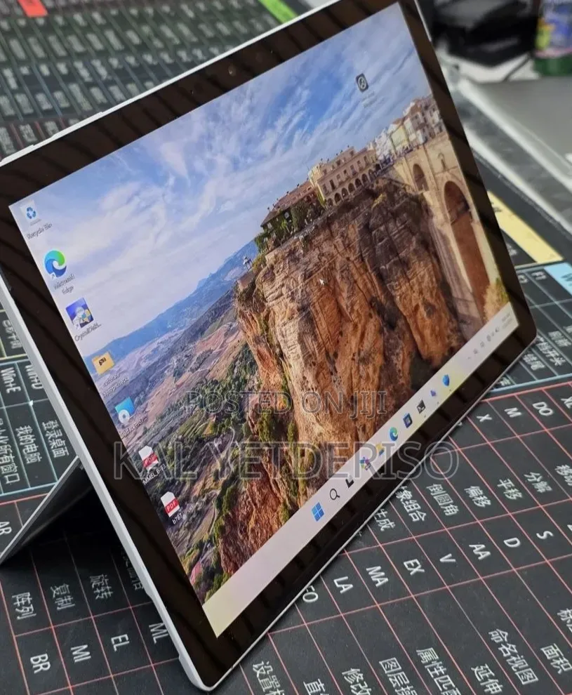 New Laptop Microsoft Surface Pro 7 16GB Intel Core i7 SSD 512GB