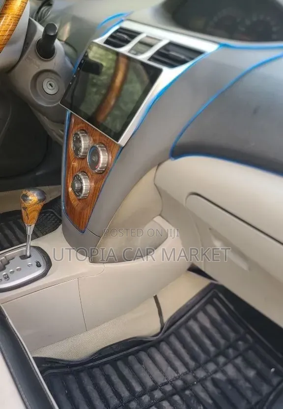 Toyota Yaris 2010