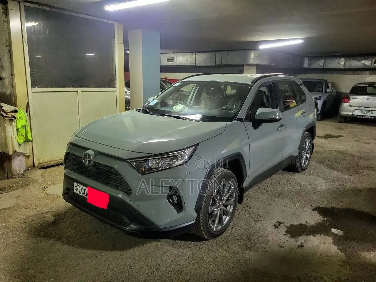 Toyota RAV4 2021 Gray