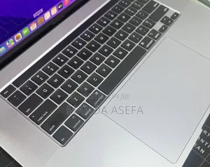 New Laptop Apple MacBook Pro 2019 32GB Intel Core i9 SSD 512GB