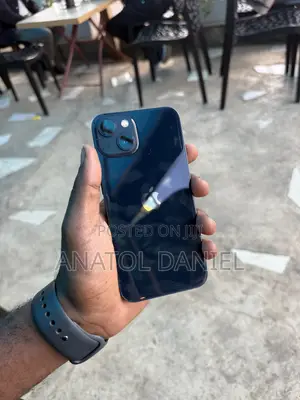 New Apple iPhone 13 128 GB Blue