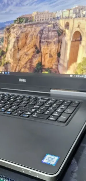 New Laptop Dell Precision 7720 16GB Intel Core i7 HDD+SSD 512GB