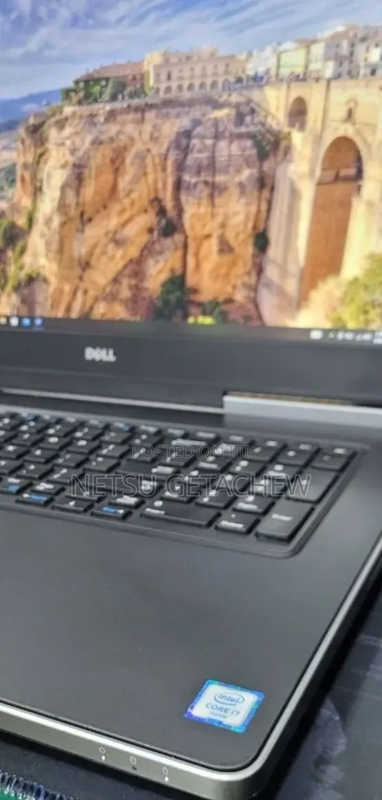 New Laptop Dell Precision 7720 16GB Intel Core i7 HDD+SSD 512GB
