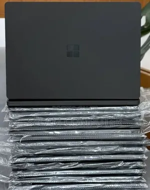 New Laptop Microsoft Surface 16GB Intel Core i7 SSD 512GB
