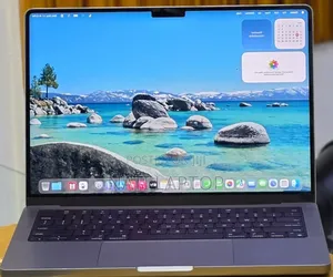 New Laptop Apple MacBook Pro 2020 M1 32GB Apple M1 Pro SSD 512GB