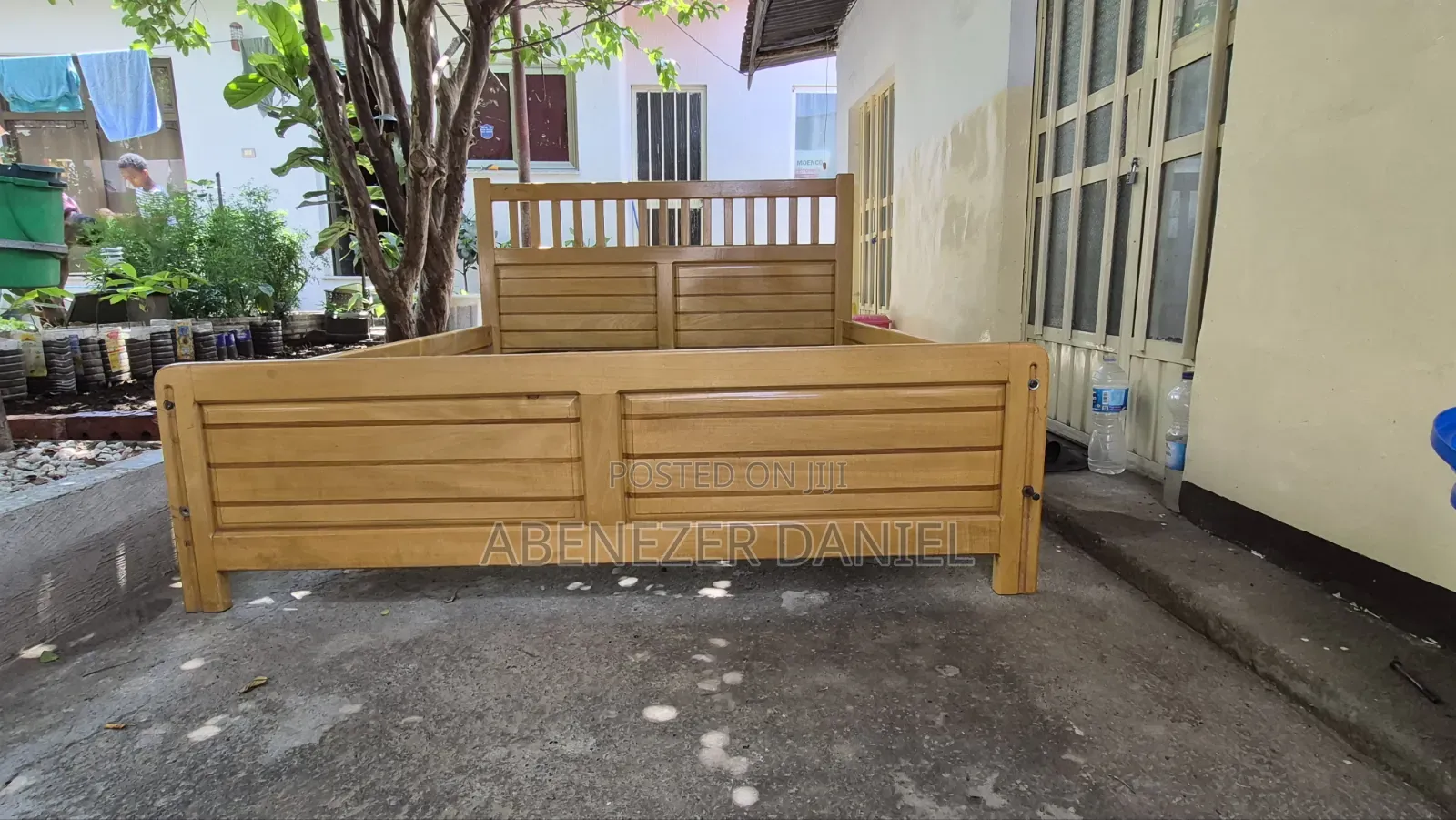 Bed For Sell የ ዋንዛ እንጨት አልጋ