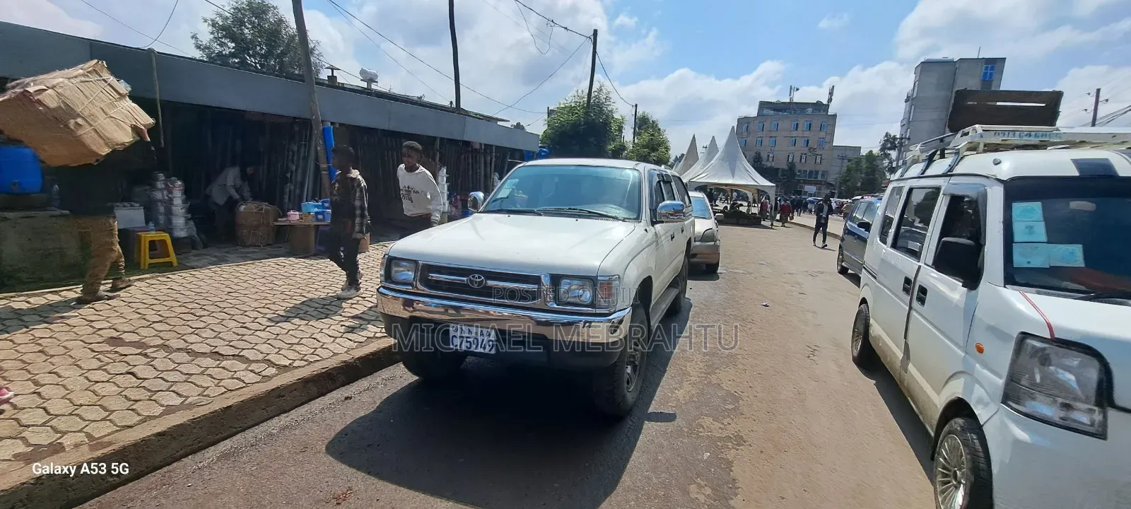 Toyota Hilux 2002 White